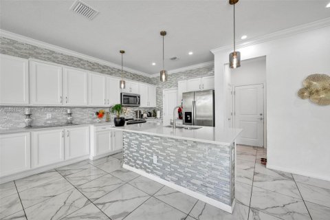 Adosado en venta en Hollywood, Florida, 3 dormitorios, 202.99 m2 № 1888947 - foto 7