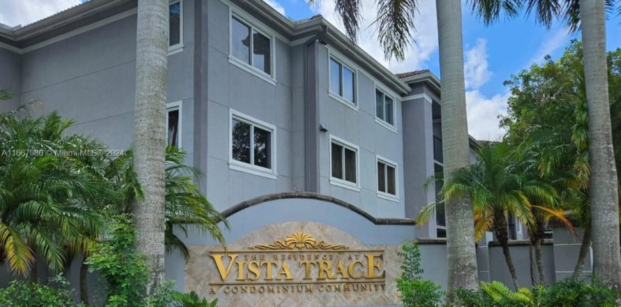 Condo in Homestead, Florida, 2 bedrooms № 1812394