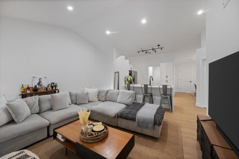 Condo in Wellington, Florida, 3 bedrooms № 2081999 - photo 7