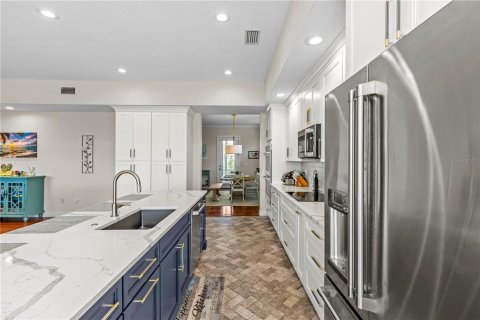 Casa en venta en Palm Harbor, Florida, 5 dormitorios, 333.43 m2 № 2199515 - foto 24