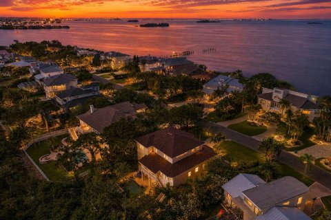 Casa en venta en Palm Harbor, Florida, 5 dormitorios, 333.43 m2 № 2199515 - foto 2