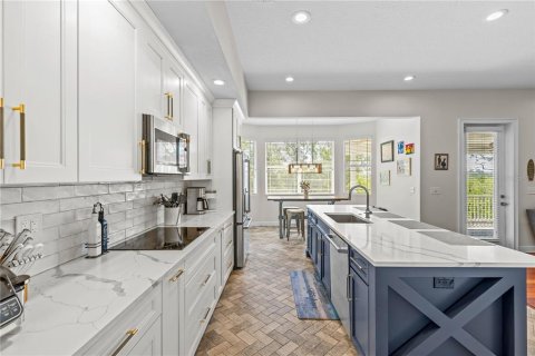 Casa en venta en Palm Harbor, Florida, 5 dormitorios, 333.43 m2 № 2199515 - foto 9