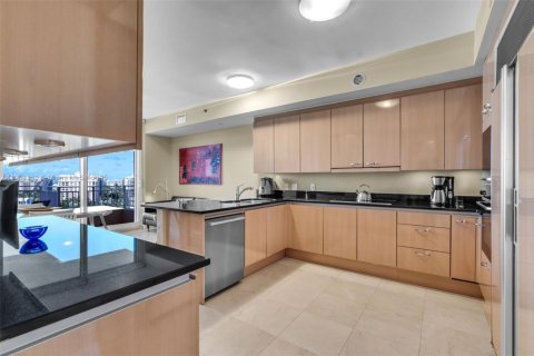 Condominio en alquiler en Key Biscayne, Florida, 3 dormitorios, 233.18 m2 № 1954385 - foto 10