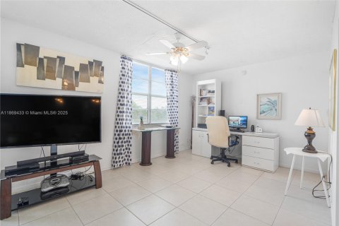 Copropriété à vendre à Boca Raton, Floride: 2 chambres, 120.77 m2 № 1926684 - photo 23