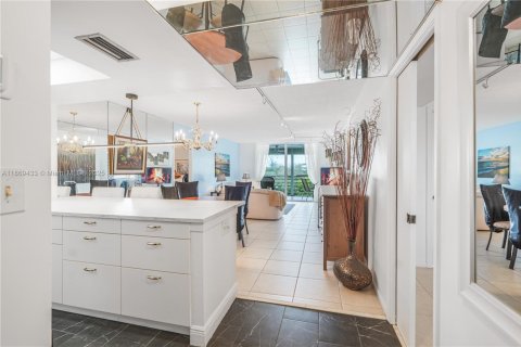 Copropriété à vendre à Boca Raton, Floride: 2 chambres, 120.77 m2 № 1926684 - photo 2