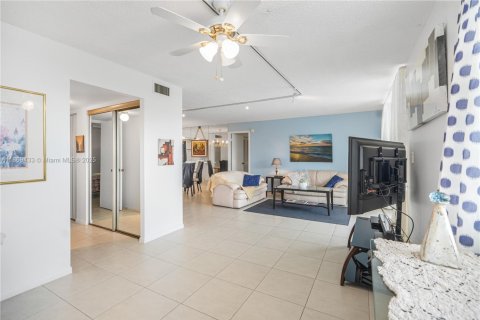 Copropriété à vendre à Boca Raton, Floride: 2 chambres, 120.77 m2 № 1926684 - photo 8