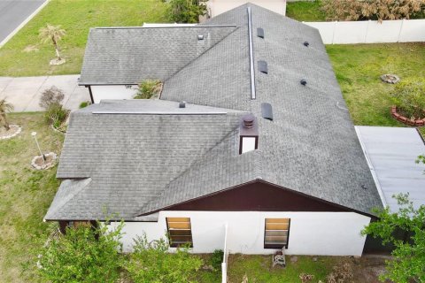 Casa en venta en Kissimmee, Florida, 4 dormitorios, 158.12 m2 № 2135190 - foto 5