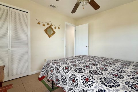 Casa en venta en Kissimmee, Florida, 4 dormitorios, 158.12 m2 № 2135190 - foto 25