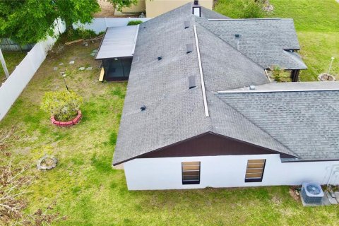 Casa en venta en Kissimmee, Florida, 4 dormitorios, 158.12 m2 № 2135190 - foto 4