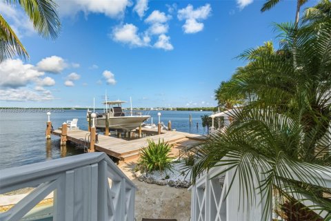 Casa en venta en Key Largo, Florida, 3 dormitorios, 242.29 m2 № 1991709 - foto 20