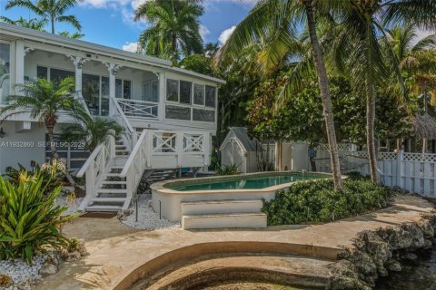 Casa en venta en Key Largo, Florida, 3 dormitorios, 242.29 m2 № 1991709 - foto 11