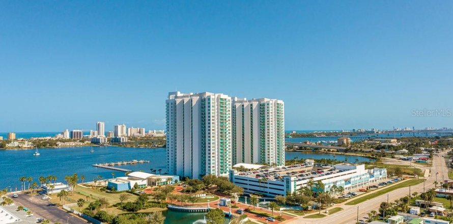Condo à Daytona Beach, Floride, 2 chambres  № 1515796