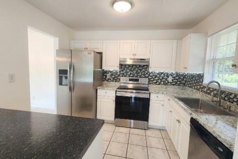 Copropriété à louer à Delray Beach, Floride: 2 chambres, 98.1 m2 № 2085790 - photo 2