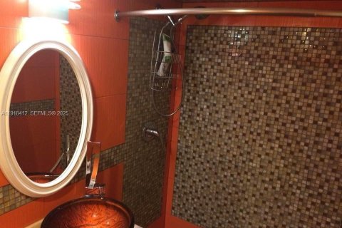 Copropriété à louer à Hallandale Beach, Floride: 2 chambres, 111.48 m2 № 1988683 - photo 10