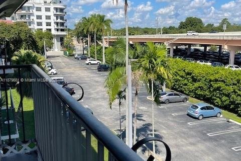 Купить кондоминиум в Майами, Флорида 2 спальни, 102.38м2, № 1929133 - фото 25