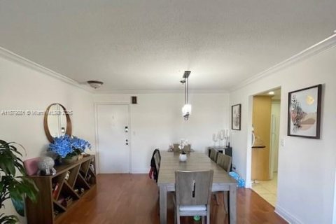 Купить кондоминиум в Майами, Флорида 2 спальни, 102.38м2, № 1929133 - фото 22