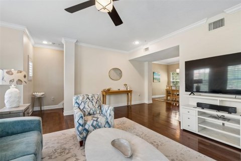 Townhouse in Clearwater, Florida 2 bedrooms, 179.3 sq.m. № 2220260 - photo 22