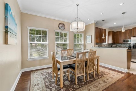 Townhouse in Clearwater, Florida 2 bedrooms, 179.3 sq.m. № 2220260 - photo 7
