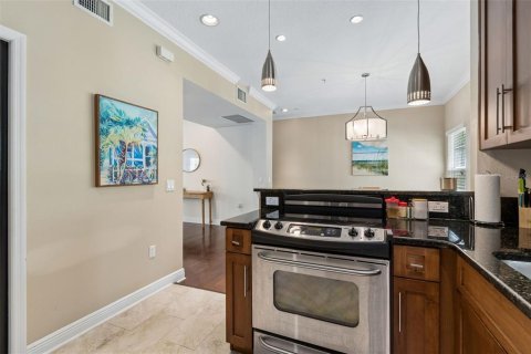 Townhouse in Clearwater, Florida 2 bedrooms, 179.3 sq.m. № 2220260 - photo 14