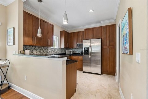 Townhouse in Clearwater, Florida 2 bedrooms, 179.3 sq.m. № 2220260 - photo 11