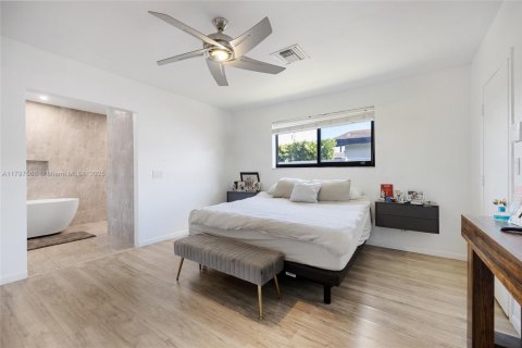 Снять в аренду виллу или дом в Майами, Флорида 3 спальни, 196.49м2, № 2033445 - фото 27