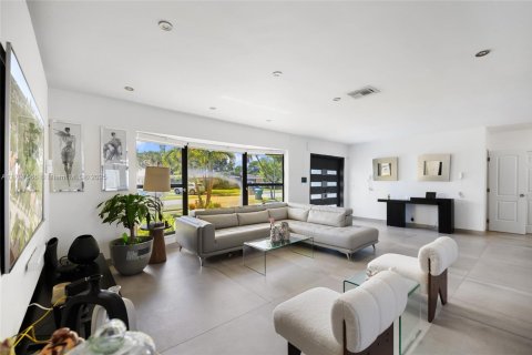 Снять в аренду виллу или дом в Майами, Флорида 3 спальни, 196.49м2, № 2033445 - фото 11