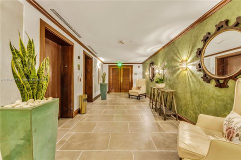 Купить кондоминиум в Майами, Флорида 1 комната, 60.39м2, № 1938458 - фото 5