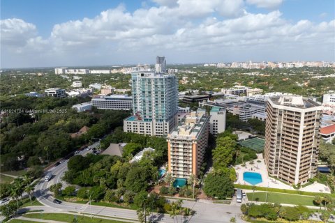 Купить кондоминиум в Майами, Флорида 1 комната, 60.39м2, № 1938458 - фото 28