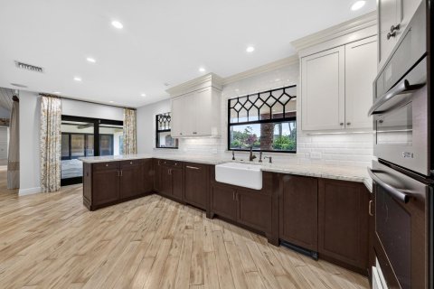 Casa en venta en Coral Springs, Florida, 5 dormitorios, 369.57 m2 № 2303468 - foto 28