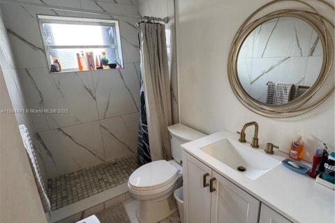 House in Coral Springs, Florida 3 bedrooms, 134.24 sq.m. № 1930339 - photo 11