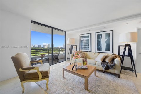 Condo in Aventura, Florida, 2 bedrooms  № 1763264 - photo 3