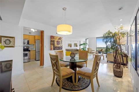Condo in Aventura, Florida, 2 bedrooms  № 1763264 - photo 6
