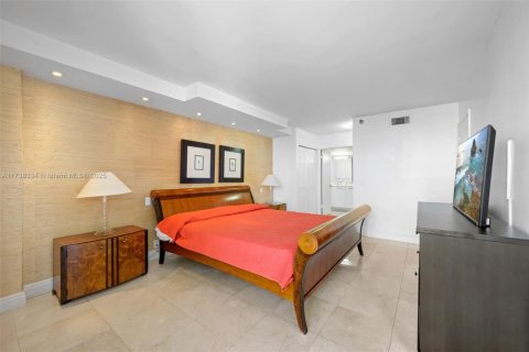 Condo in Aventura, Florida, 2 bedrooms  № 1763264 - photo 11