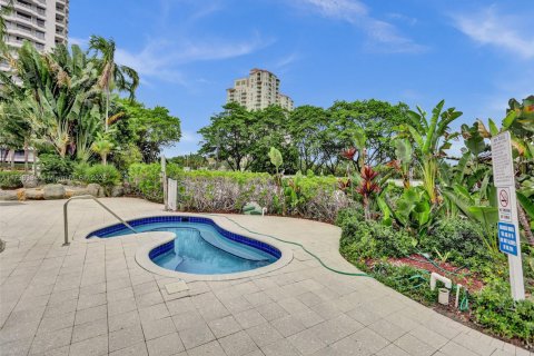Condo in Aventura, Florida, 2 bedrooms  № 1763264 - photo 29
