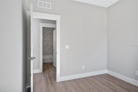 Купить коммерческую недвижимость в Палм-Кост, Флорида 6 спален, 222.97м2, № 1866316 - фото 25
