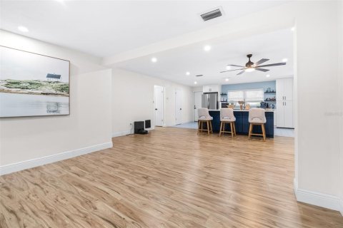 Villa ou maison à vendre à Clearwater, Floride: 4 chambres, 187.48 m2 № 1719477 - photo 16