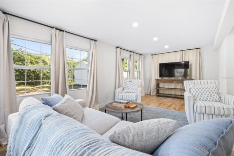 Villa ou maison à vendre à Clearwater, Floride: 4 chambres, 187.48 m2 № 1719477 - photo 18