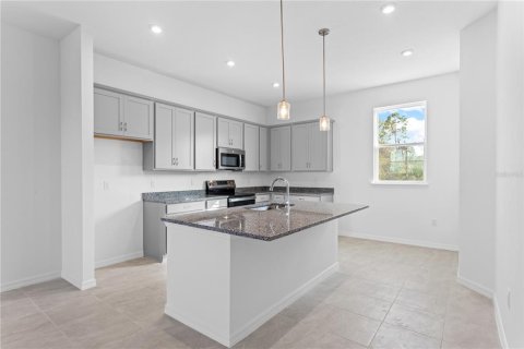 Townhouse in Westchase, Florida 3 bedrooms, 166.2 sq.m. № 2199706 - photo 14