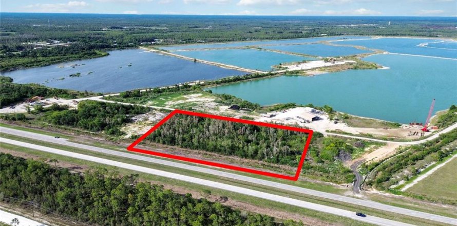 Land in Punta Gorda, Florida № 2109591