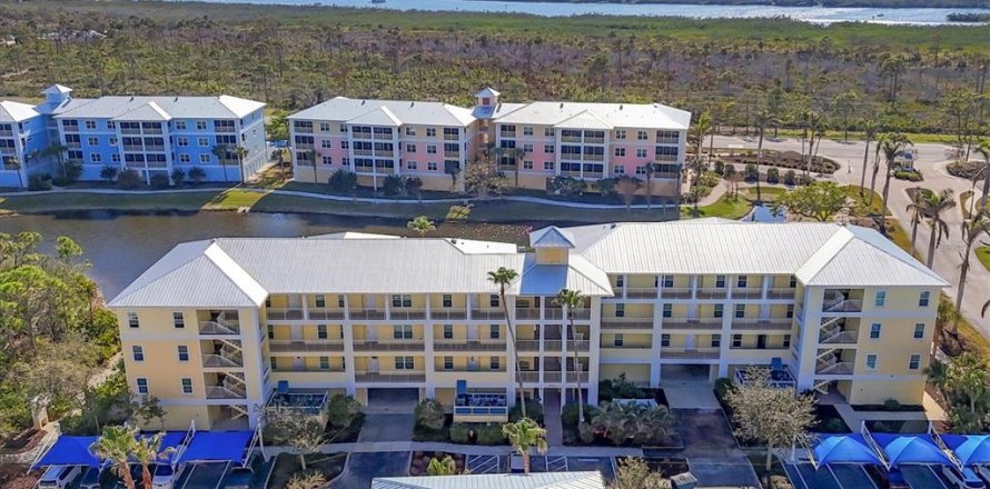 Condominio en Placida, Florida, 3 dormitorios № 1854159