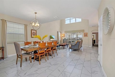 Villa ou maison à vendre à Davenport, Floride: 5 chambres, 286.23 m2 № 1723540 - photo 9