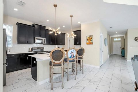 Villa ou maison à vendre à Davenport, Floride: 5 chambres, 286.23 m2 № 1723540 - photo 10