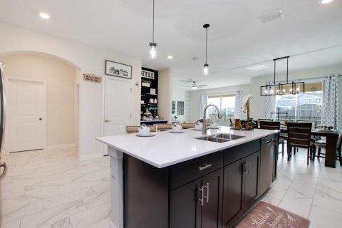 Villa ou maison à vendre à Davenport, Floride: 6 chambres, 305.74 m2 № 1801895 - photo 10