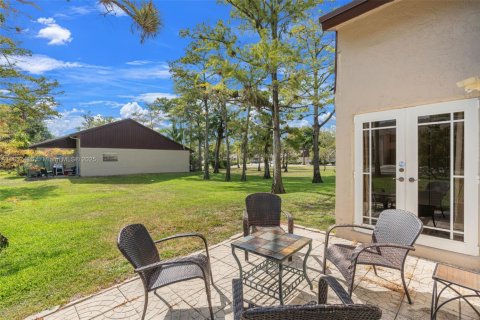 House in Deerfield Beach, Florida 2 bedrooms, 76.74 sq.m. № 1890019 - photo 20