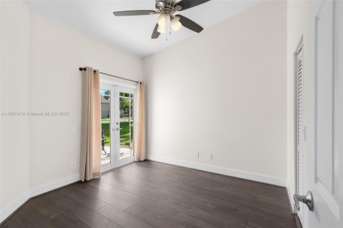 House in Deerfield Beach, Florida 2 bedrooms, 76.74 sq.m. № 1890019 - photo 17