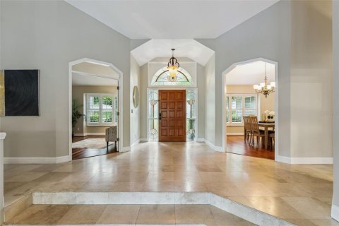 House in Longwood, Florida 5 bedrooms, 414.99 sq.m. № 2360945 - photo 9