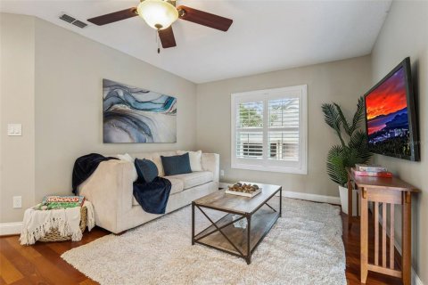 House in Longwood, Florida 5 bedrooms, 414.99 sq.m. № 2360945 - photo 28