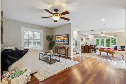 House in Longwood, Florida 5 bedrooms, 414.99 sq.m. № 2360945 - photo 23