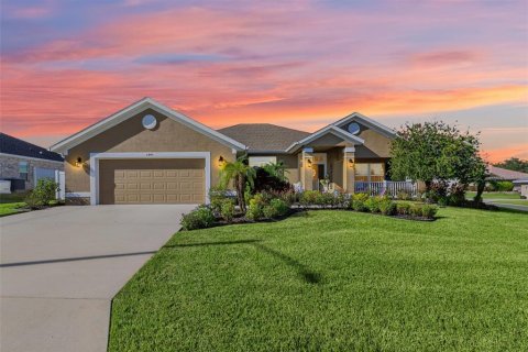 Casa en Ocala, Florida 4 dormitorios, 237.27 m2 № 2371065