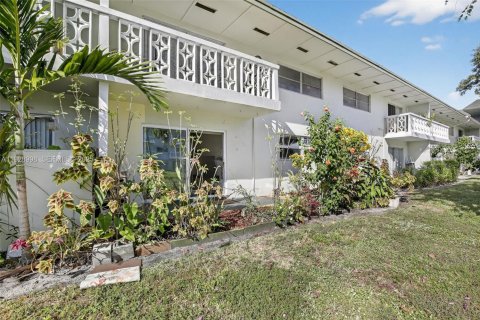 Condominio en venta en Plantation, Florida, 2 dormitorios, 83.52 m2 № 1991061 - foto 3